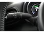 Toyota Yaris 1.5 Hybrid Dynamic | Climate control | Keyless | Parkeercamera | Apple carplay Android auto |