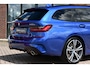 BMW 3-Serie Touring 330e xDrive M-Sport Pano Trekh El-zetels HUD Laser 19inch Adp-onderstel