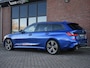 BMW 3-Serie Touring 330e xDrive M-Sport Pano Trekh El-zetels HUD Laser 19inch Adp-onderstel