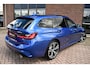 BMW 3-Serie Touring 330e xDrive M-Sport Pano Trekh El-zetels HUD Laser 19inch Adp-onderstel