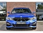 BMW 3-Serie Touring 330e xDrive M-Sport Pano Trekh El-zetels HUD Laser 19inch Adp-onderstel