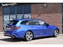 BMW 3-Serie Touring 330e xDrive M-Sport Pano Trekh El-zetels HUD Laser 19inch Adp-onderstel