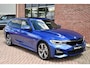 BMW 3-Serie Touring 330e xDrive M-Sport Pano Trekh El-zetels HUD Laser 19inch Adp-onderstel