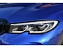 BMW 3-Serie Touring 330e xDrive M-Sport Pano Trekh El-zetels HUD Laser 19inch Adp-onderstel