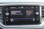 Volkswagen T-Roc 1.5 TSI Style Business  Automaat / Afneembare trekhaak / stoel verwarming