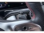 Mercedes-Benz GLB 200 Business Solution AMG | Night Pakket | Camera | Dodehoekdetectie | Stoelverwarming | Sfeerverlichting