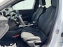 Peugeot 208 Hybrid 100 e-DCS6 GT | Cruise Control | Navigatie | Achteruitrijcamera | Parkeersensoren Voor & Achter | Apple Carplay & Android Auto | Climate Control |