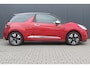Citroën DS3 Cabrio 1.2 VTi So Chic | Incl. 12 maanden garantie | Cruise control | Stoelverwarming | Elektrisch dak | Trekhaak afneembaar | Parkeersensoren | Navigatie | Bluetooth |
