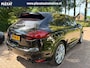 Porsche Cayenne 4.8 GTS Aut. | Schuif/kanteldak | BOSE | Dodehoek | Lederen Deurpanelen | 4X Stoelverwarming | Lichtmetaal | NAP |