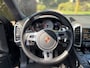 Porsche Cayenne 4.8 GTS Aut. | Schuif/kanteldak | BOSE | Dodehoek | Lederen Deurpanelen | 4X Stoelverwarming | Lichtmetaal | NAP |