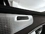 Volvo XC90 T8 Plug-in hybrid AWD Ultra Dark SOH 100% | Panoramadak | 360º camera | Luchtvering | Head- Up display | Bowers & Wilkins | Stoelventilatie | Trekhaak