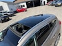 Ford Focus Wagon 1.5 AUT Vignale | Open dak | Trekhaak |