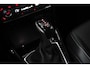 Volkswagen T-Cross 1.0 TSI Style | Achteruitrij assistent | Trekhaak | Volledig digitaal instrumentenpaneel