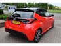 Toyota Yaris 1.5 Hybrid Launch Edition AUTOM/NAVI/ADAP-CRUISE/CARPLAY/AIRCO/PDC V+A/CAMERA//HEAD-UP/XENON/LMW 17"/STOEL VERW/USB