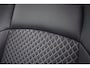 Toyota Yaris 1.5 Hybrid Launch Edition AUTOM/NAVI/ADAP-CRUISE/CARPLAY/AIRCO/PDC V+A/CAMERA//HEAD-UP/XENON/LMW 17"/STOEL VERW/USB