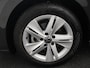 Volkswagen Golf 1.0 eTSI Life AUTOMAAT / TREKHAAK / SFEER / CARPLAY / NAVI / CLIMA / PDC / ACC / DAB+ / NL-AUTO