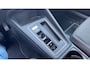 Volkswagen Golf 1.0 eTSI Life AUTOMAAT / TREKHAAK / SFEER / CARPLAY / NAVI / CLIMA / PDC / ACC / DAB+ / NL-AUTO