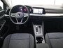 Volkswagen Golf 1.0 eTSI Life AUTOMAAT / TREKHAAK / SFEER / CARPLAY / NAVI / CLIMA / PDC / ACC / DAB+ / NL-AUTO