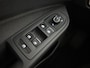 Volkswagen Golf 1.0 eTSI Life AUTOMAAT / TREKHAAK / SFEER / CARPLAY / NAVI / CLIMA / PDC / ACC / DAB+ / NL-AUTO