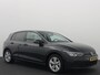 Volkswagen Golf 1.0 eTSI Life AUTOMAAT / TREKHAAK / SFEER / CARPLAY / NAVI / CLIMA / PDC / ACC / DAB+ / NL-AUTO