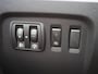 Renault Captur 90pk TCe Intens | Trekhaak | Parkeersensoren rondom | Achteruitrijcamera | Climate control |