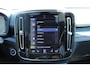 Volvo XC40 T5 Automaat Recharge Inscription | Elektrisch verstelbare stoelen met geheugen | Premium Audio by Harman Kardon | Adaptieve cruise control | Stoel- en stuurverwarming | BLIS | Achteruitrijcamera | Parkeersensoren vóór en achter | 20" lichtmetalen velgen | Carplay | Android auto