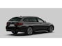 BMW 5-Serie Touring 530e xDrive M Sport - Panoramadak - Soft Close - Parking Assistant Plus - Harman Kardon - Stoelventilatie - Comfortstoelen - Stuurwielrand verwarmd - stoelverwarming voor/achter -