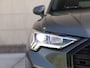 Audi Q3 35 TFSI S edition | Automaat | Rode stiksels | Adaptieve Cruise | Stoelverwarming | Achteruitrijcamera |