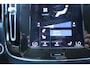 Volvo XC40 T5 Automaat Recharge Plus Dark | Trekhaak | Elektrisch verstelbare stoelen met geheugen | Premium audi by Harman en Kardon | Adaptieve cruise control | Stuur en stoelverwarming | BLIS | Achteruitrijcamera | Parkeersensoren voor en achter | Carplay | Android auto.