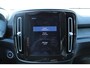 Volvo XC40 T5 Automaat Recharge Plus Dark | Trekhaak | Elektrisch verstelbare stoelen met geheugen | Premium audi by Harman en Kardon | Adaptieve cruise control | Stuur en stoelverwarming | BLIS | Achteruitrijcamera | Parkeersensoren voor en achter | Carplay | Android auto.