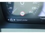 Volvo XC40 T5 Automaat Recharge Plus Dark | Trekhaak | Elektrisch verstelbare stoelen met geheugen | Premium audi by Harman en Kardon | Adaptieve cruise control | Stuur en stoelverwarming | BLIS | Achteruitrijcamera | Parkeersensoren voor en achter | Carplay | Android auto.