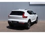 Volvo XC40 T5 Automaat Recharge Inscription | Trekhaak | Elektrisch verstelbare stoelen met geheugen | Premium audi by Harman en Kardon | Adaptieve cruise control | Stuur en stoelverwarming | BLIS | Achteruitrijcamera | Parkeersensoren voor en achter | Carplay | Android auto.