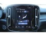 Volvo XC40 T5 Automaat Recharge Plus Dark | Trekhaak | Elektrisch verstelbare stoelen met geheugen | Premium audi by Harman en Kardon | Adaptieve cruise control | Stuur en stoelverwarming | BLIS | Achteruitrijcamera | Parkeersensoren voor en achter | Carplay | Android auto.