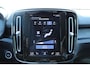 Volvo XC40 T5 Automaat Recharge Plus Dark | Trekhaak | Elektrisch verstelbare stoelen met geheugen | Premium audi by Harman en Kardon | Adaptieve cruise control | Stuur en stoelverwarming | BLIS | Achteruitrijcamera | Parkeersensoren voor en achter | Carplay | Android auto.