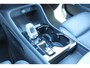 Volvo XC40 T5 Automaat Recharge Plus Dark | Trekhaak | Elektrisch verstelbare stoelen met geheugen | Premium audi by Harman en Kardon | Adaptieve cruise control | Stuur en stoelverwarming | BLIS | Achteruitrijcamera | Parkeersensoren voor en achter | Carplay | Android auto.