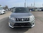 Suzuki Vitara Exclusive 2WD ✅Stoelverw.✅Camera✅Cruise✅Afn. Trekhaak✅