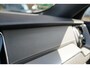 Volvo XC60 2.0 T8 Plug-in hybrid AWD Ultimate Dark Long Range | Trekhaak | Schuif/kanteldak | Stoel & stuurwielverwarming | Head-up display | Adaptieve cruise control | Lederen dashboard | Dealer onderhouden |