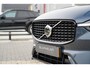 Volvo XC60 T8 Plug-in hybrid AWD Ultimate Dark Long Range | SOH 95% | Trekhaak | Schuif/kanteldak | Stoel & stuurwielverwarming | Head-up display | Adaptieve cruise control | Lederen dashboard | Dealer onderhouden |