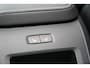 Volvo XC60 T8 Plug-in hybrid AWD Ultimate Dark Long Range | SOH 95% | Trekhaak | Schuif/kanteldak | Stoel & stuurwielverwarming | Head-up display | Adaptieve cruise control | Lederen dashboard | Dealer onderhouden |
