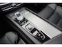 Volvo XC60 T8 Plug-in hybrid AWD Ultimate Dark Long Range | SOH 95% | Trekhaak | Schuif/kanteldak | Stoel & stuurwielverwarming | Head-up display | Adaptieve cruise control | Lederen dashboard | Dealer onderhouden |