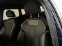 Audi A4 Avant 35 TFSI S Edition Competition LED Sfeerverlichting Stoelverwarming Leder-Stof DAB+