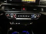 Audi A4 Avant 35 TFSI S Edition Competition LED Sfeerverlichting Stoelverwarming Leder-Stof DAB+