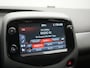 Toyota Aygo 1.0 VVT-i x-play Automaat | Apple Carplay/Android Auto | Achteruitrijcamera | LM velgen |