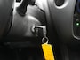 Toyota Aygo 1.0 VVT-i x-play Automaat | Apple Carplay/Android Auto | Achteruitrijcamera | LM velgen |