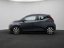 Toyota Aygo 1.0 VVT-i x-play Automaat | Apple Carplay/Android Auto | Achteruitrijcamera | LM velgen |