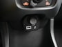 Toyota Aygo 1.0 VVT-i x-play Automaat | Apple Carplay/Android Auto | Achteruitrijcamera | LM velgen |