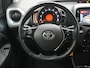 Toyota Aygo 1.0 VVT-i x-play Automaat | Apple Carplay/Android Auto | Achteruitrijcamera | LM velgen |