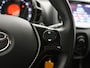 Toyota Aygo 1.0 VVT-i x-play Automaat | Apple Carplay/Android Auto | Achteruitrijcamera | LM velgen |