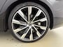 Volvo S60 T4 Polestar Optimised R-Design | 20" | Exterior Styling Pack | Trekhaak | Adaptieve Cruise | BLIS | DAB | Elektr. verst. best. Stoel | Parkeercamera | Stoelverwarming | Neerklapbare Achterbank