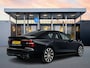Volvo S60 T4 Polestar Optimised R-Design | 20" | Exterior Styling Pack | Trekhaak | Adaptieve Cruise | BLIS | DAB | Elektr. verst. best. Stoel | Parkeercamera | Stoelverwarming | Neerklapbare Achterbank